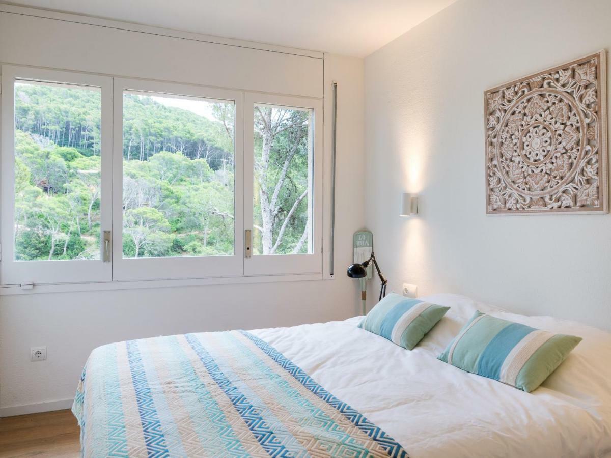 La Vie En Rouge Sa Riera Duplex, Private Parking Appartamento