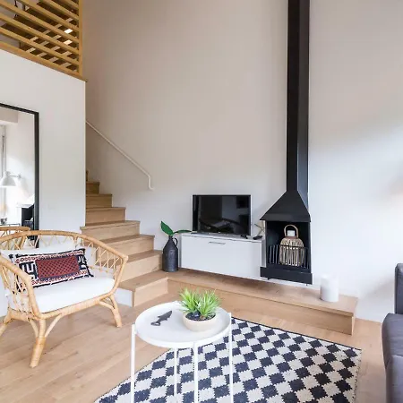 La Vie En Rouge Sa Riera Duplex, Private Parking Apartment Begur Exterior photo